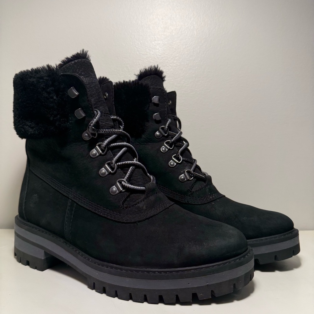 Timberland Courmayeur Valley 6” Shearling Boot Nubuck Womens Size 9.5 Black Fur